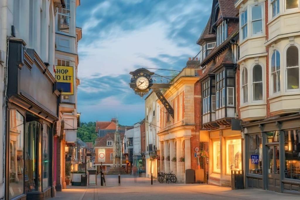 Central Chic 3 Bed, Great Location Winchester Esterno foto